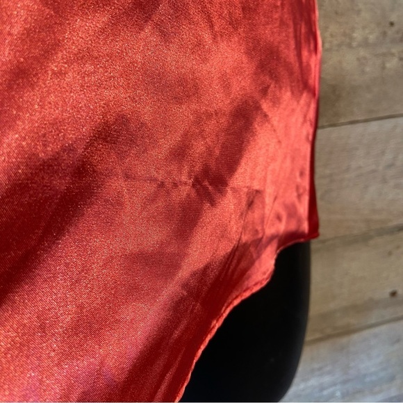 💥5/$25 La Vie En Rose women’s satin button up pyjama top in size XL - Picture 8 of 8